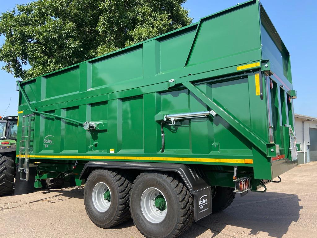 Bailey 18 ton TB silage trailer