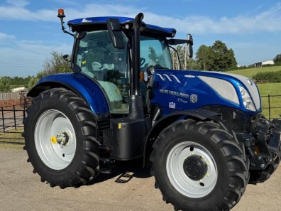 New Holland T7.225