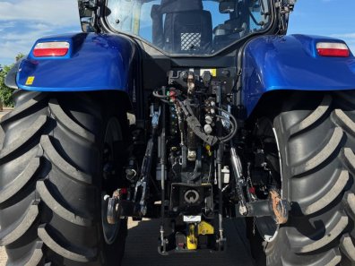 New Holland T7.225