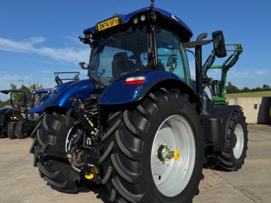 New Holland T7.225