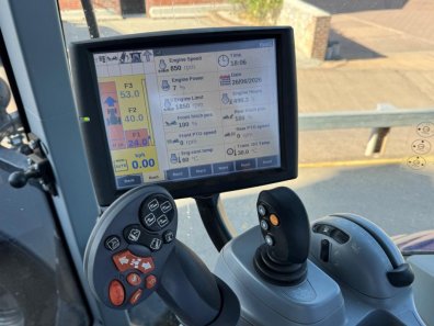 New Holland T7.225