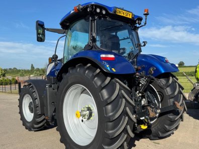 New Holland T7.225