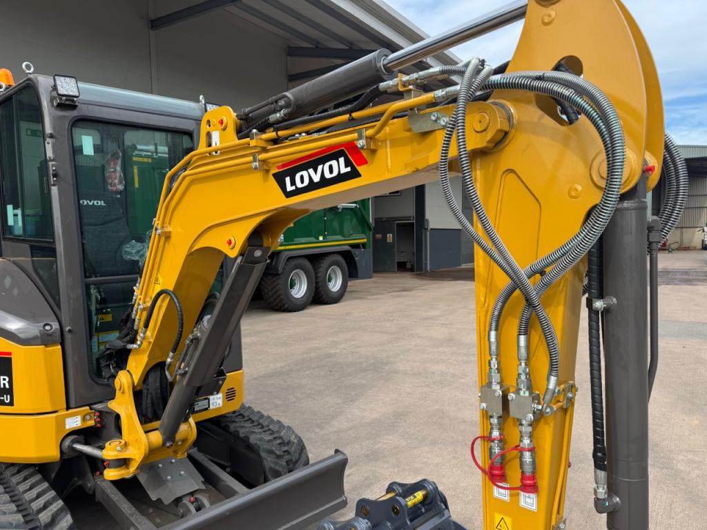 Lovol FR26F-U 2.7 Ton digger