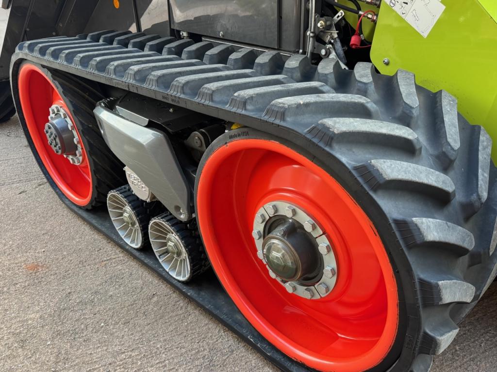 Claas Trion 730TT