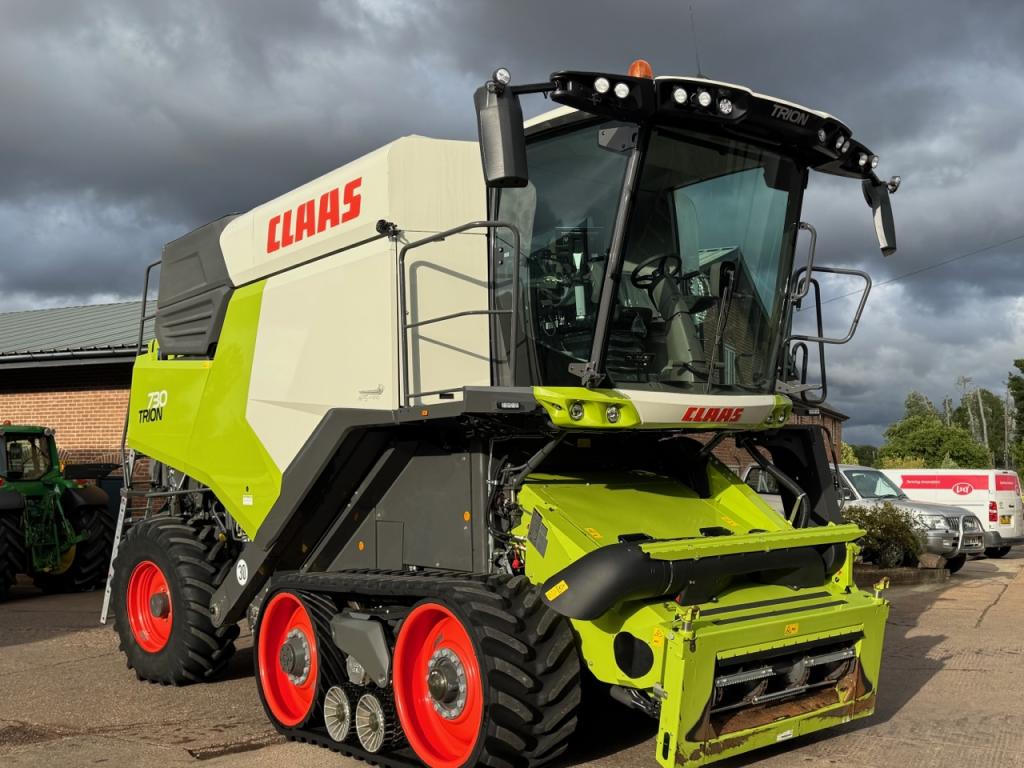 Claas Trion 730TT