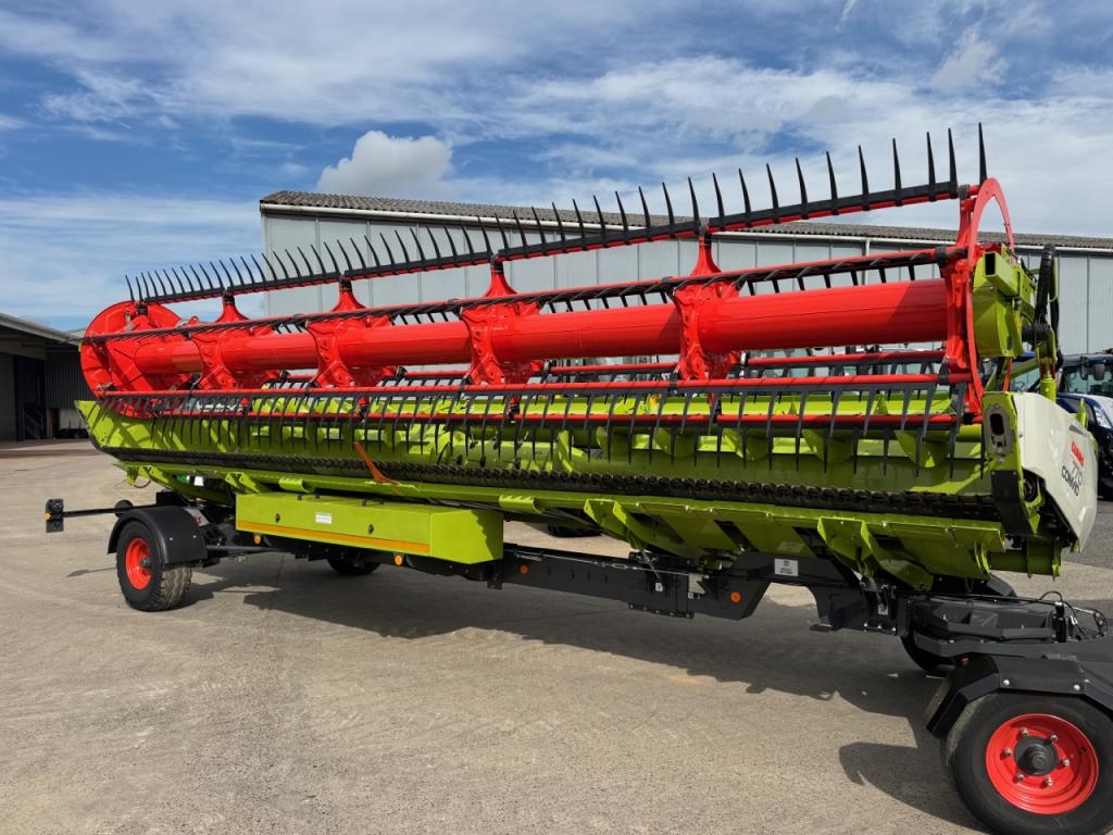 Claas Trion 730TT