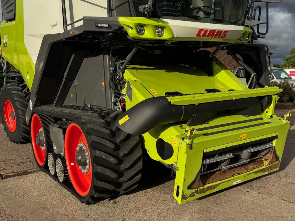 Claas Trion 730TT