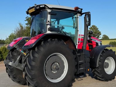 Massey Ferguson 8S.245