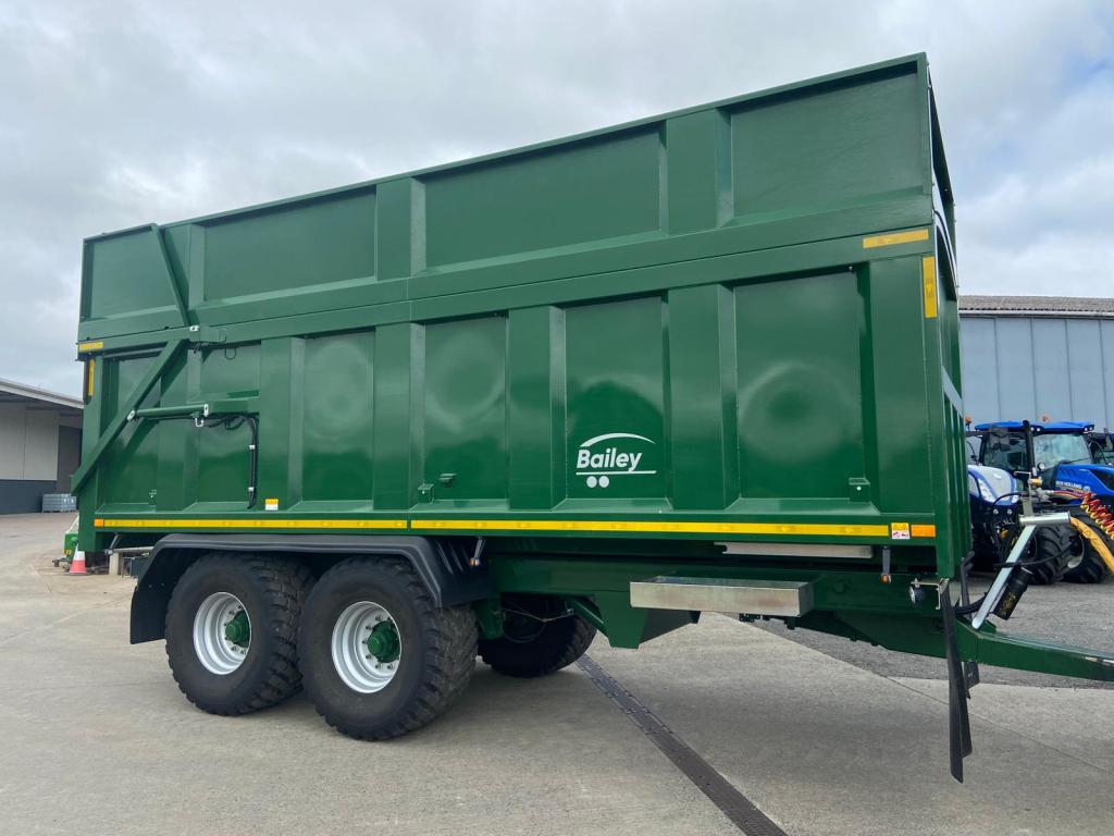 Bailey 16 ton TB silage trailer