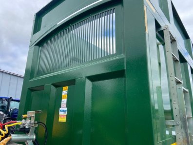 Bailey 16 ton TB silage trailer