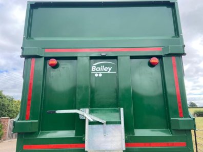 Bailey 16 ton TB silage trailer