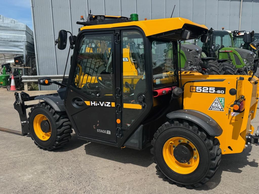 JCB 525-60 Hi-Viz telescopic
