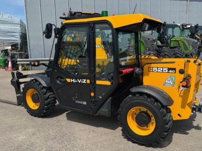 JCB 525-60 Hi-Viz telescopic