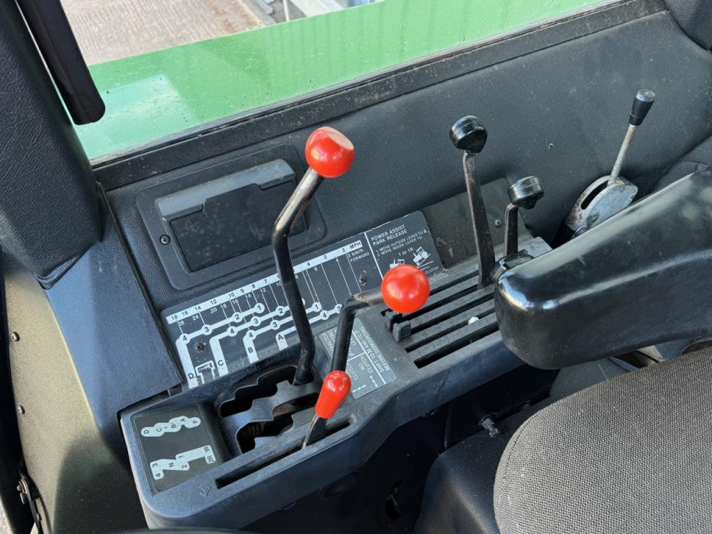 John Deere 4240S