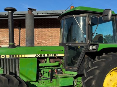 John Deere 4240S