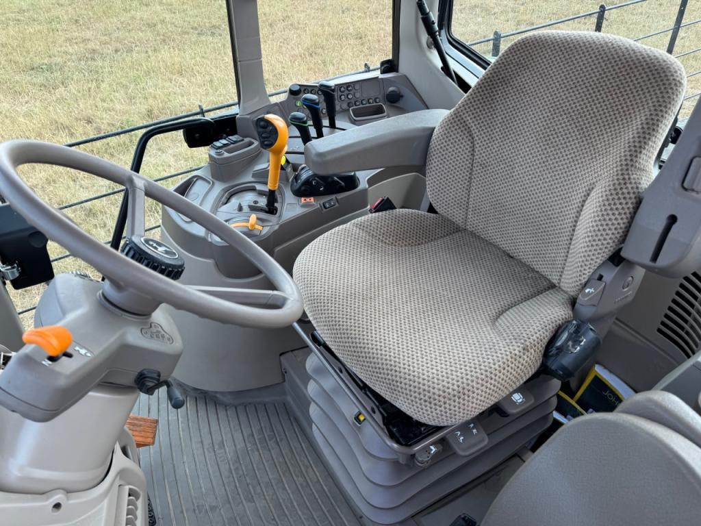 John Deere 6155M