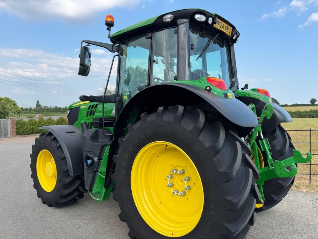 John Deere 6155M