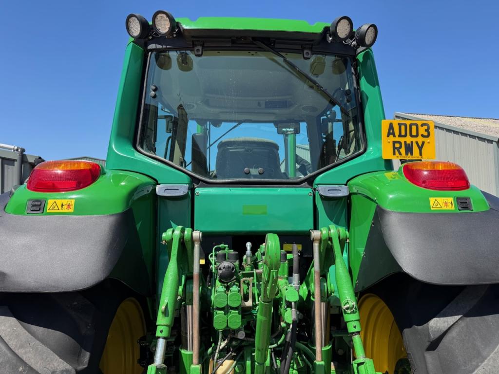 John Deere 6920S