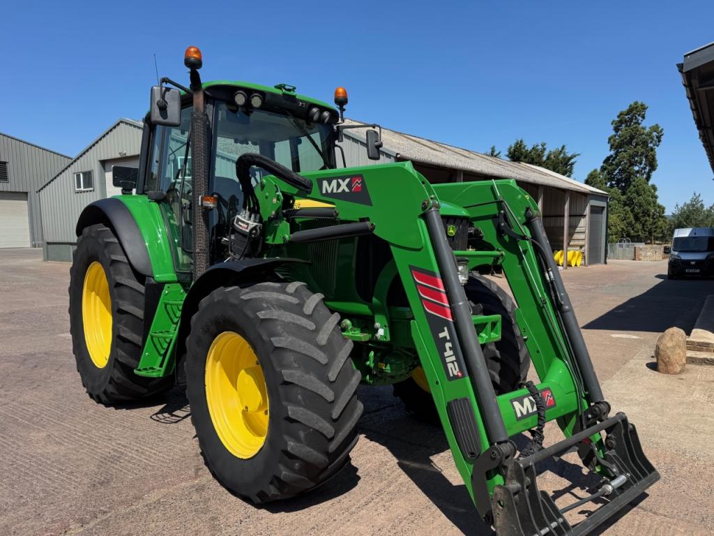 John Deere 6920S