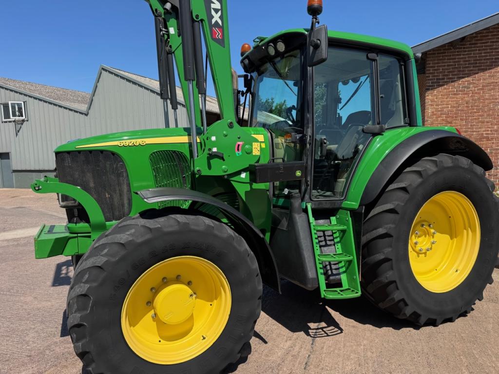 John Deere 6920S