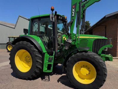 John Deere 6920S