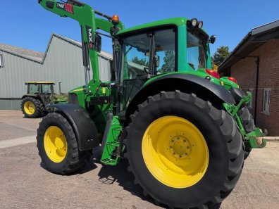 John Deere 6920S
