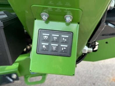 Krone BigPack 1290 baler