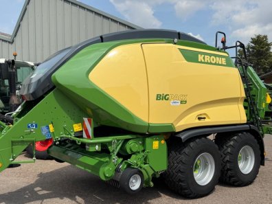 Krone BigPack 1290 baler