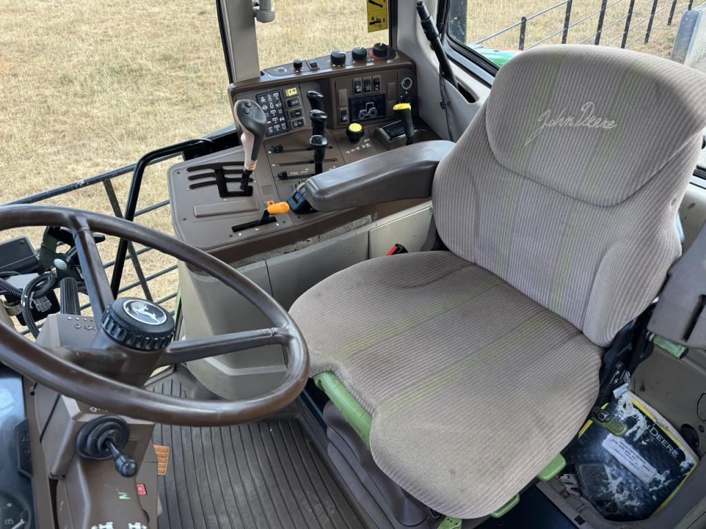 John Deere 6620