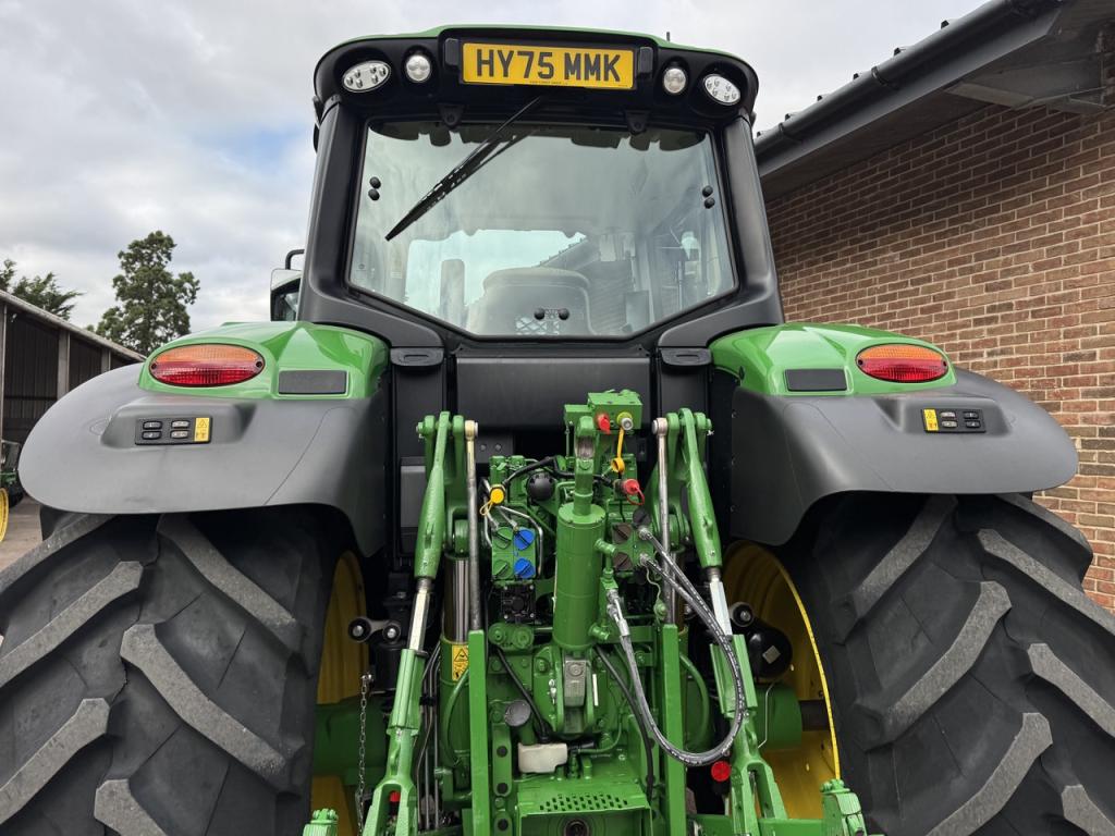 John Deere 6M 185