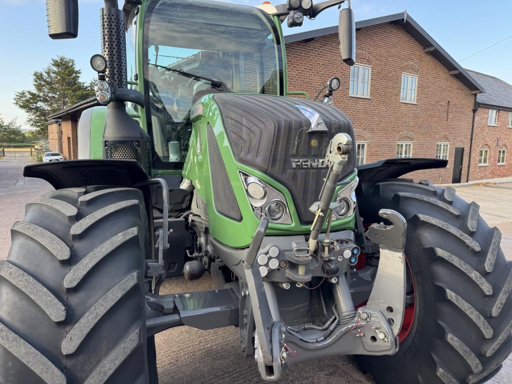 Fendt 724