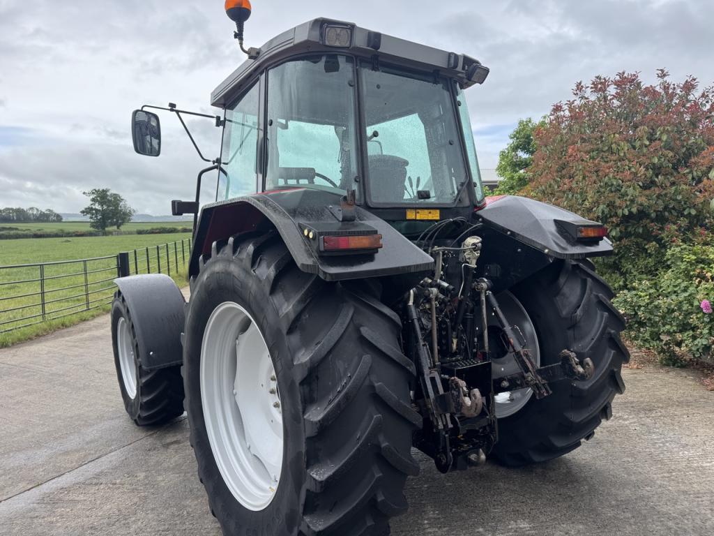 Massey Ferguson 6270