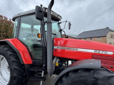 Massey Ferguson 6270