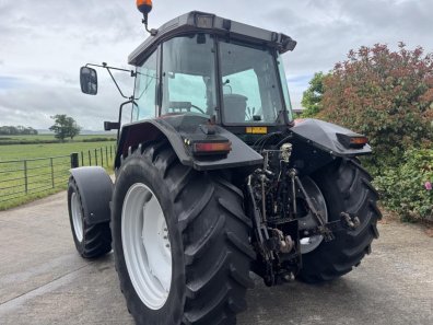 Massey Ferguson 6270