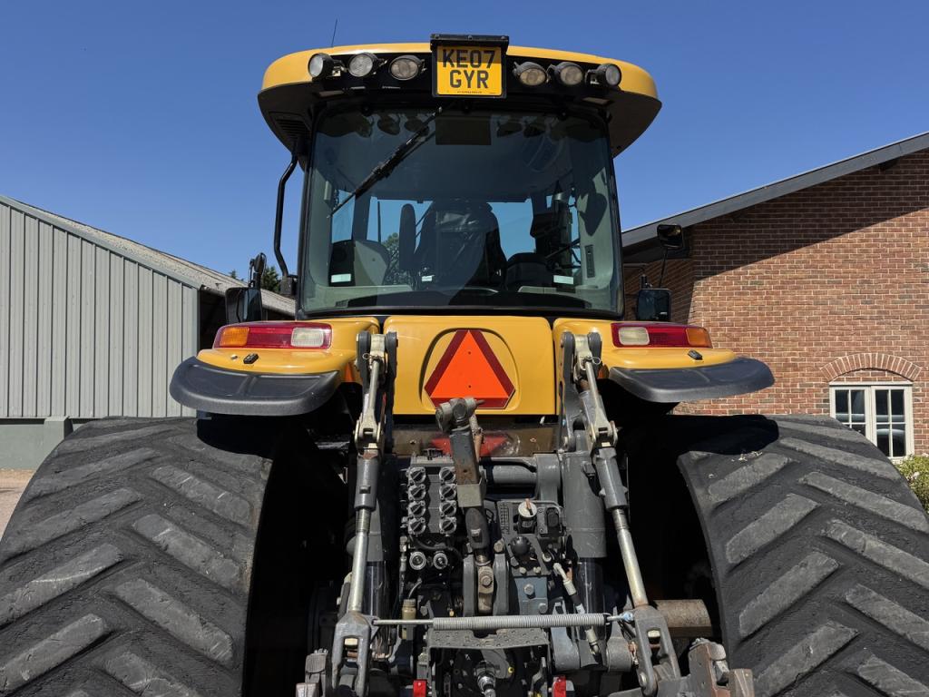 CAT 765B Challenger
