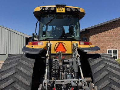 CAT 765B Challenger