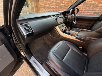 Range Rover Sport HSE D300