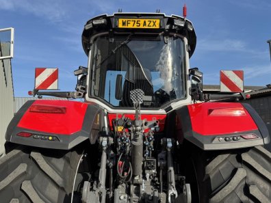 Massey Ferguson 8S.305