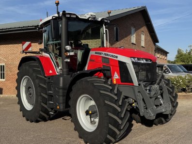 Massey Ferguson 8S.305