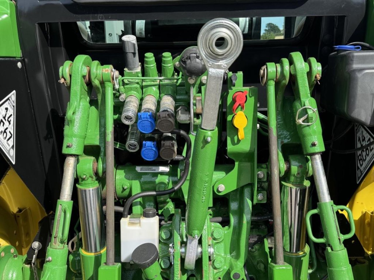 John Deere 5075 M