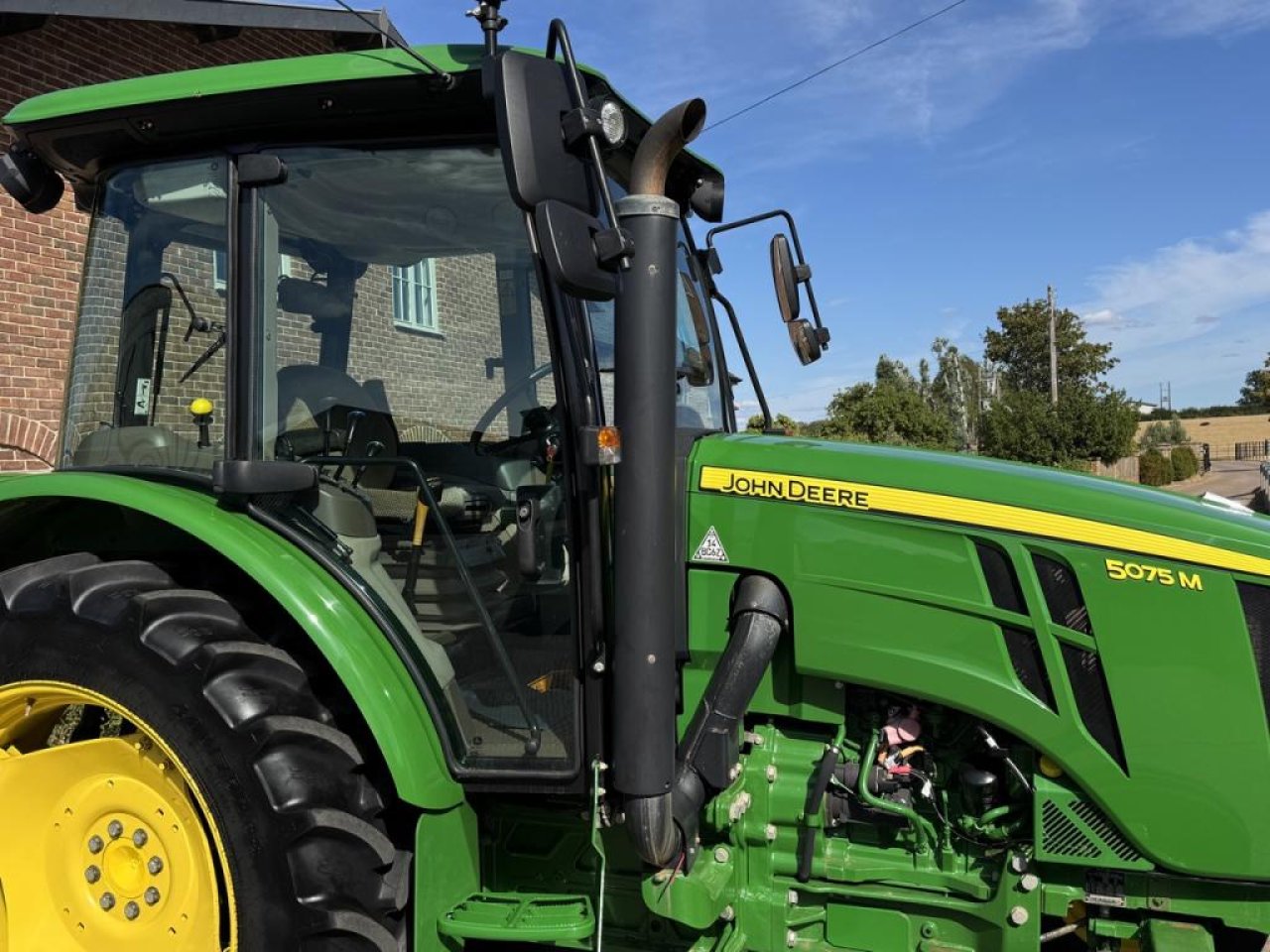 John Deere 5075 M