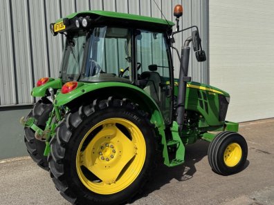 John Deere 5075 M