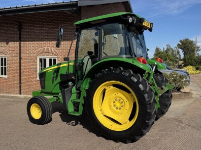 John Deere 5075 M