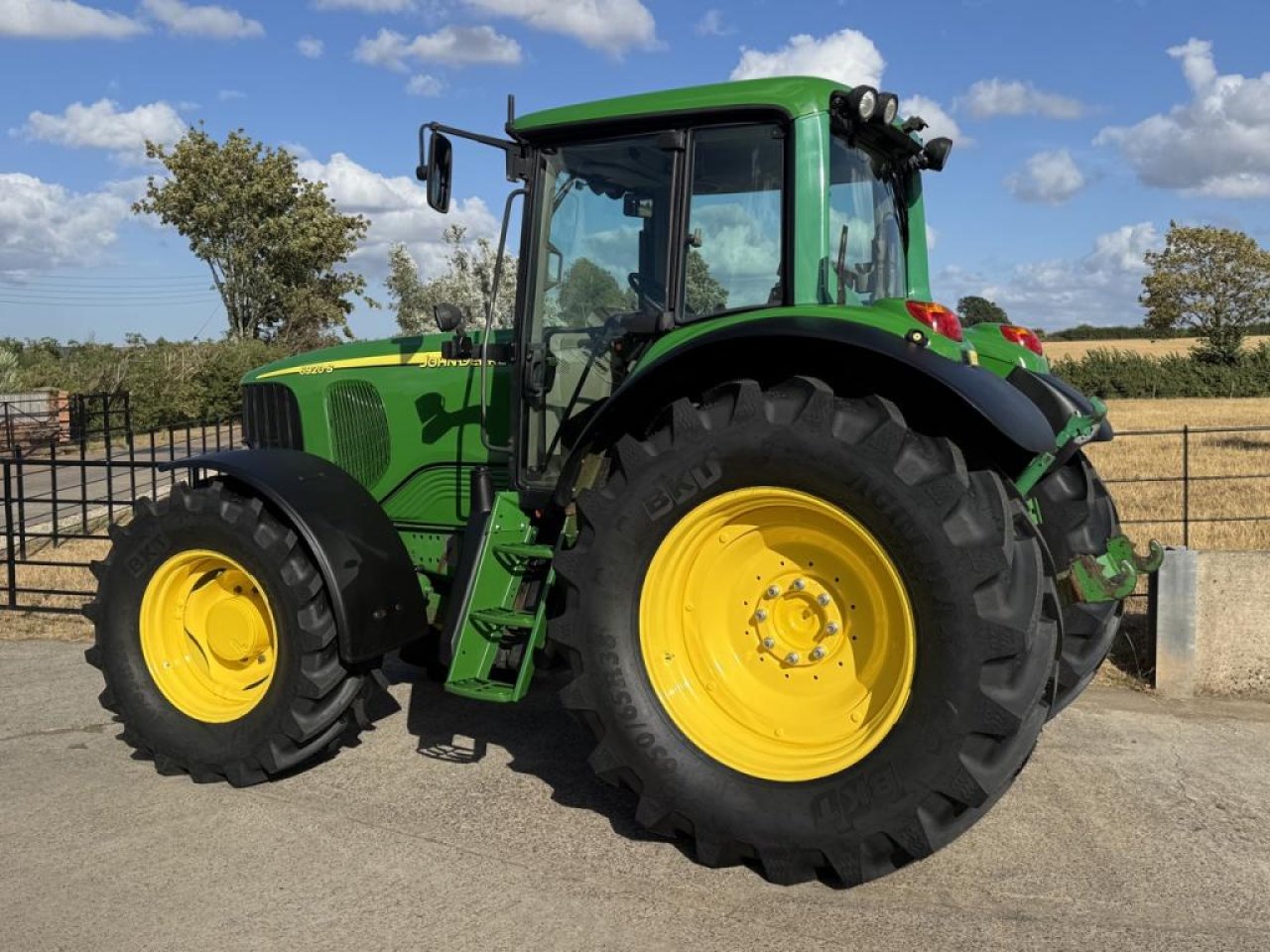 John Deere 6920S