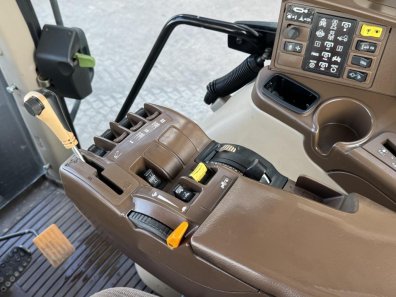 John Deere 6920S