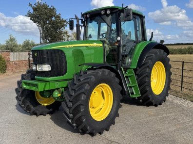 John Deere 6920S