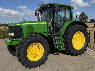 John Deere 6920S