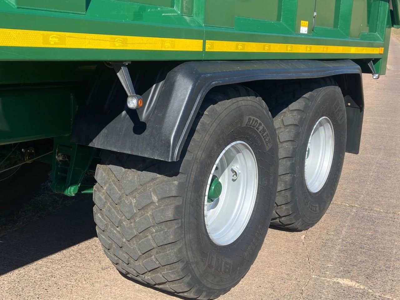 Bailey 16 ton TB silage trailer
