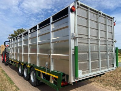 Bailey 20 ton flat deck loader livestock trailer