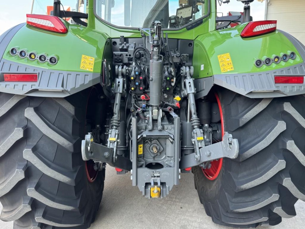 Fendt 832 Profi-Plus